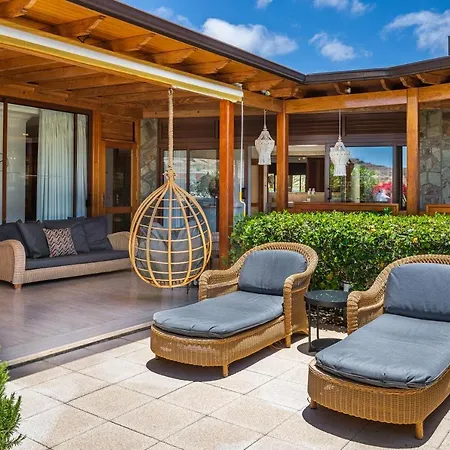 Gran Tauro * La Playa de Tauro