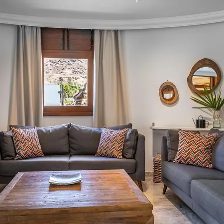 Gran Tauro Villa La Playa de Tauro